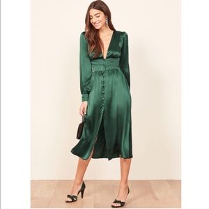 REFORMATION • silk nicola midi dress in emerald